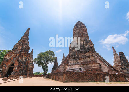 Alte Tempel Wat Chaiwattanaram in Ayutthaya, Thailand Grand Palace. Ayutthaya Thailand. Ayutthaya berühmten Sehenswürdigkeiten. Stockfoto