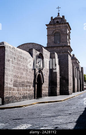 Das Kloster von Santa Catalina de Siena (1579), Arequipa, Peru, Südamerika. Stockfoto