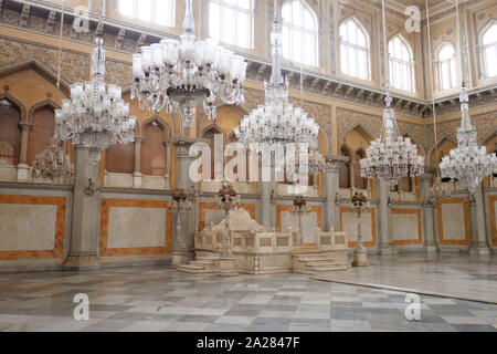 Kronleuchter DES DARBAR HALLE DES Chowmahalla Palast Hyderabad, Telangana, Indien Stockfoto