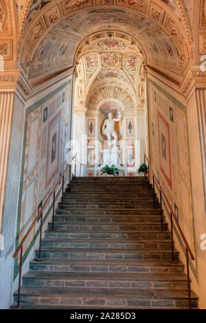 Viso del Marques, SPANIEN - 28. September 2019: Flur Mezzanine von General Archiv von der Marine in den Palast des Marquis von Santa Cruz ist ein buildin Stockfoto