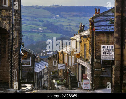 Main Street, Haworth, West Yorkshire, England, Großbritannien Stockfoto