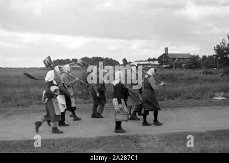 Umsiedleralltag im Emsland, 1945-1949. Von Tag zu Tag der Evakuierten in Ems region, 1945-1949. Stockfoto