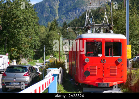 Züge am Montenvers Mer de Glace Bahnhof, Chamonix-Mont-Blanc, Haute-Savoie, Frankreich Stockfoto