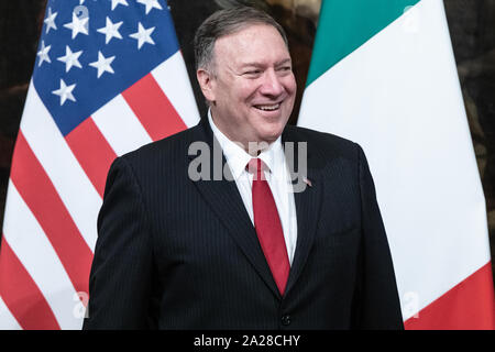 Rom, Italien. 01 Okt, 2019. US-Staatssekretär Michael Richard Pompeo während des Treffens mit Ministerpräsident Giuseppe Conte im Palazzo Chigi. Credit: SOPA Images Limited/Alamy leben Nachrichten Stockfoto