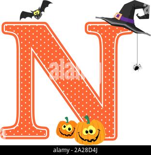 Großbuchstabe n mit lächelnden Kürbisse und Halloween Design Elemente auf weißem Hintergrund. Kann für Halloween saison Karte verwendet werden, Baumschule deco Stock Vektor