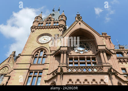 Fassade von Schloss Drachenburg in Bonn, Deutschland Stockfoto