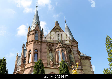 Fassade von Schloss Drachenburg in Bonn, Deutschland Stockfoto