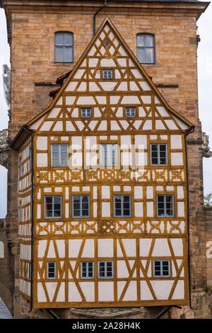 Mittelalter Altes Rathaus (Altes Rathaus) auf der Insel an der Regnitz, Bamberg, Bayern, Deutschland, Europa. Bamberg ist eine der beliebtesten Reisen Destin Stockfoto