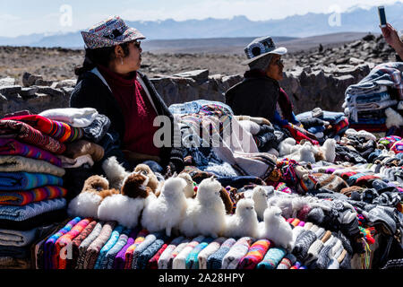 Sicht der Vulkane in Patapampa, Arequipa, Anden, Peru. Stockfoto