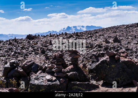 Sicht der Vulkane in Patapampa, Arequipa, Anden, Peru. Stockfoto