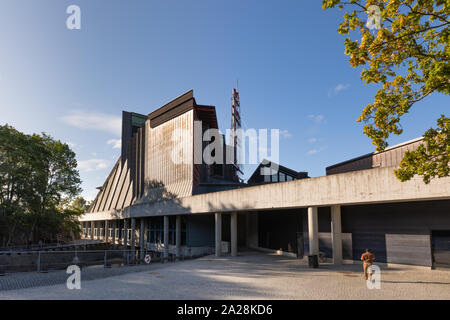 Djurgården, Stockholm, Schweden, September 2019: Beliebte Vasa Museum Gebäude, in dem nur 17. Jahrhundert Schiff der Welt bewahrt. Stockfoto