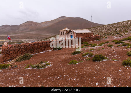 Leichter Schneefall in den Anden Dorf Machuca, Höhe über 4.000 m, San Pedro de Atacama, Región de Antofagasta, Chile, Lateinamerika Stockfoto