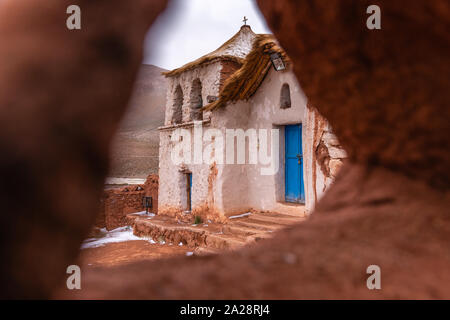 Leichter Schneefall in den Anden Dorf Machuca, Höhe über 4.000 m, San Pedro de Atacama, Región de Antofagasta, Chile, Lateinamerika Stockfoto