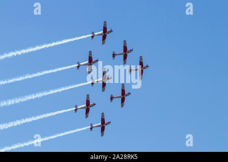 OSTRAVA, tschechische Republik - 22 September, 2019: NATO-Tage. Swiss Air Force PC-7 Squadron führt einen Flug angezeigt. Stockfoto