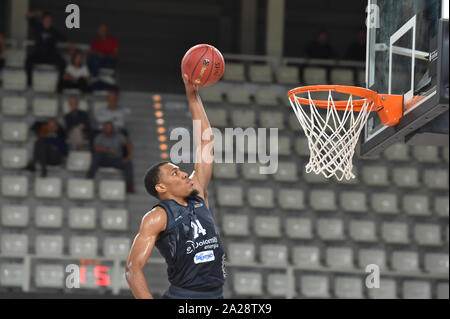 King George, Dolomiti energia Trento, während Dolomiti Energia Trient vs Galatasaray Doga Sigorta Istanbul, Trento, Italien, 01 Okt 2019, Basketball B Stockfoto