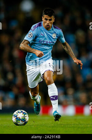 Manchester, Großbritannien. 01 Okt, 2019. Joao Cancelo von Manchester City während der UEFA Champions League Gruppe C Spiel zwischen Manchester City und Dinamo Zagreb an der Etihad Stadium am 1. Oktober 2019 in Manchester, England. (Foto von Daniel Chesterton/phcimages.com) Credit: PHC Images/Alamy leben Nachrichten Stockfoto