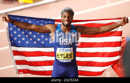 Die USA Noah Lyles feiert Gold in der Männer 200 m-Finale bei Tag fünf der IAAF Weltmeisterschaften am Khalifa International Stadium, Doha, Katar. Stockfoto