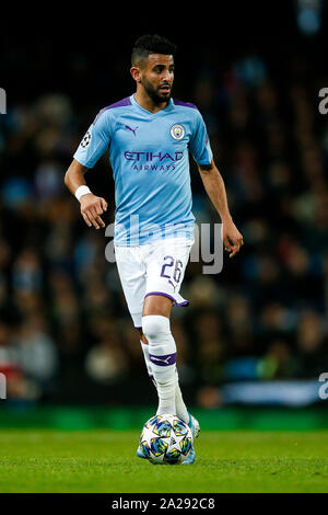 Manchester, Großbritannien. 01 Okt, 2019. Riyad Mahrez von Manchester City während der UEFA Champions League Gruppe C Spiel zwischen Manchester City und Dinamo Zagreb an der Etihad Stadium am 1. Oktober 2019 in Manchester, England. (Foto von Daniel Chesterton/phcimages.com) Credit: PHC Images/Alamy leben Nachrichten Stockfoto