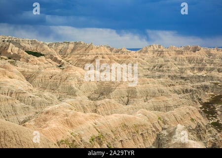 Badlands bei pinnacles übersehen in Badlands National Park in der Nähe der Wand, South Dakota Stockfoto