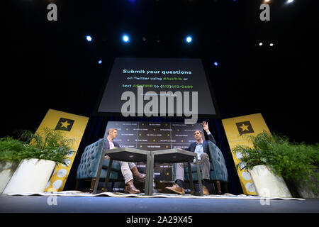 Austin, Texas, USA. 28 Sep, 2019. Demokratische Präsidentschaftskandidat Beto O'Rourke spricht mit Garrett Haake, MSNBC's Washington correspondent, während die Texas Tribune Festival. O'Rourke auf gun Kontrolle als wichtigen Kampagne Ausgabe folgenden tragischen El des letzten Monats Paso, TX Walmart schießen verriegelt ist. Credit: Bob Daemmrich/ZUMA Draht/Alamy leben Nachrichten Stockfoto