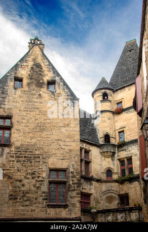 In Sarlat La Caneda - AM 08/26/2017 - Das malerische Dorf von Sarlat la Caneda in der Dordogne, Perigord Noir, Frankreich Stockfoto