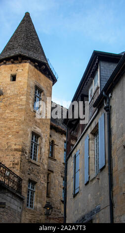 In Sarlat La Caneda - AM 08/26/2017 - Das malerische Dorf von Sarlat la Caneda in der Dordogne, Perigord Noir, Frankreich Stockfoto