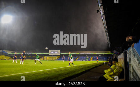 Havey Regen und Wind während der EFL-Trophy Match zwischen Southend United und Brighton und Hove Albion unter 21 s bei Wurzeln Halle Southend, 01. Oktober 2019: Nur die redaktionelle Nutzung. Kein Merchandising. Für Fußball Bilder FA und Premier League Einschränkungen Inc. kein Internet/Mobile Nutzung ohne fapl Lizenz - für Details Kontakt Fußball Dataco Stockfoto