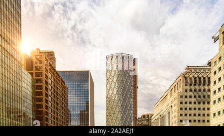 London; s Neue moderne Skyline im Sonnenuntergang Stockfoto