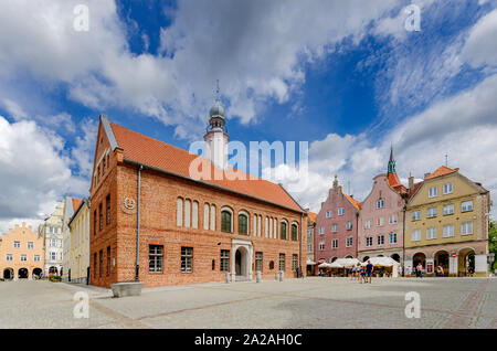 Olsztyn (dt.: Allenstein), Ermland - masurische Provinz, Polen. Das alte Rathaus in der Altstadt Marktplatz Stockfoto