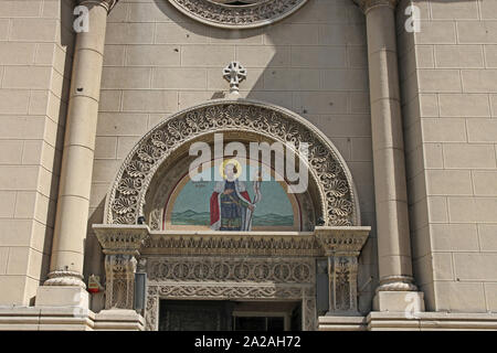 Alexander Nevski Symbol Bild auf die Alexander-newski-Serbisch-orthodoxe Kirche der Außenfassade, Belgrad, Serbien. Stockfoto