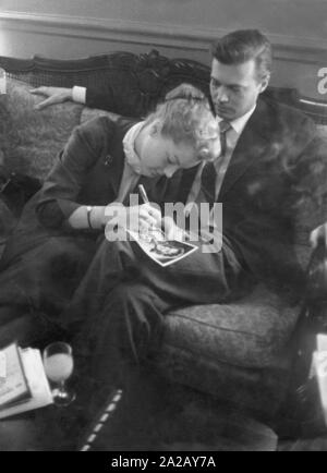 Die beiden Darsteller Romy Schneider und Karlheinz Böhm. *** Local Caption *** 00005027 Stockfoto