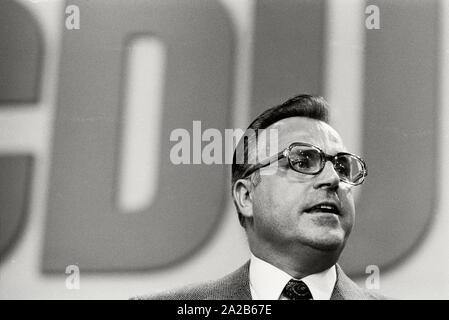 Deutschland. Saarbruecken. Parteitag der CDU. 1971. Ministerpräsident Helmut Kohl bei seiner Anwendung Rede für das Amt des Vorsitzenden. Stockfoto