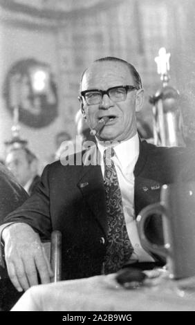 SPD-Politiker Albert Bayerle, 3. der Oberbürgermeister der Landeshauptstadt München, am Starkbierfest (starke Bier Festival) auf dem Nockherberg. Stockfoto