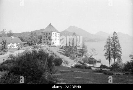 Die fuschl Schloss aus dem 15. Jahrhundert, am Fuschlsee in Hof bei Salzburg. In den 1950er Jahren das Jagdschloss als Double für Schloss Possenhofen während der Schmierfilmbildung der Sissi Filme diente. Stockfoto