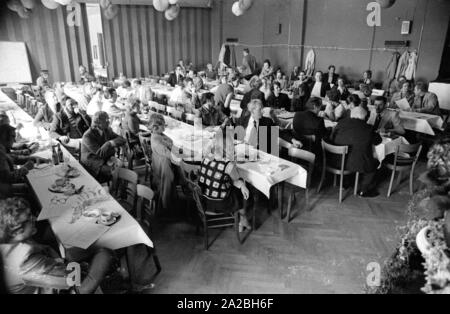 Sitzung des Hessischen Elternverein (heV) in Dietzenbach in Hessen. Stockfoto