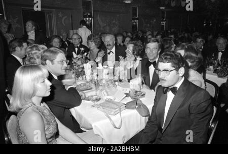 Die "Deutsche Film Ball" findet im "Bayerischen Hof" in München. Stockfoto