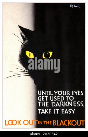 Britische, WW2, Verkehrssicherheit, Plakat, schauen Sie in der blackout (Leiter der schwarze Katze mit gelben Augen), 1939-1946 Stockfoto