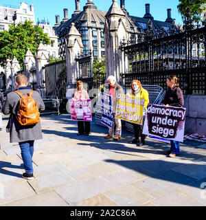 London, Oktober 2nd, 2019, öffentliche Proteste vor dem britischen Parlament oder Unterhaus über BREXIT und Großbritannien aus der EU am 31. Oktober, 20. Stockfoto