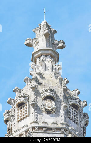 Dekoriert Stein Pinnacle mit Tudor Symbole am King's College, Universität Cambridge, England. Stockfoto