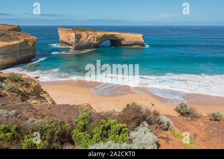 London Arch im Port Campbell National Park, Great Ocean Road, Victoria, Australien. Das Wahrzeichen wurde offiziell als die London Bridge bekannt, aber im Jahr 1990 Stockfoto