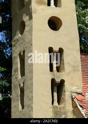 Römisch-katholische Kirche, Manfa, Ungarn. Sarlos Boldogasszony Arpad - kori Romai katolikus Templom, Mánfa, Magyarország. Stockfoto