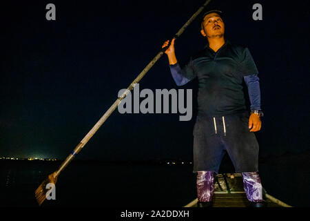 Takiya - ryo Unterwasserjagd auf See Hanama, Hamamatsu, Japan Stockfoto