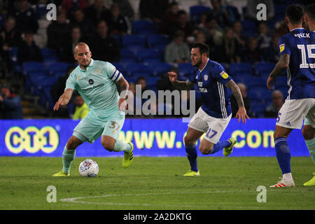 Cardiff, Großbritannien. 02 Okt, 2019. Toni Leistner von Queens Park Rangers während der efl Sky Bet Championship Match zwischen Cardiff City und Queens Park Rangers an der Cardiff City Stadium, Cardiff, Wales am 2. Oktober 2019. Foto von Dave Peters. Nur die redaktionelle Nutzung, eine Lizenz für die gewerbliche Nutzung erforderlich. Keine Verwendung in Wetten, Spiele oder einer einzelnen Verein/Liga/player Publikationen. Credit: UK Sport Pics Ltd/Alamy leben Nachrichten Stockfoto