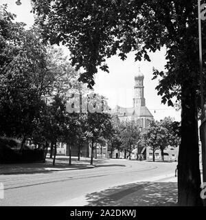 St. Ulrich und Afra Kirche Sterben in Augsburg, Deutschland 1930er Jahre. Die St. Ulrich und St. Afra Kirche in Augsburg, Deutschland 1930. Stockfoto