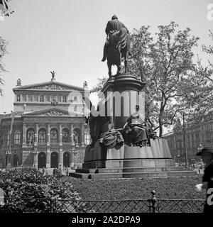 Die Alte Oper in Frankfurt am Main, Deutschland 1930er Jahre. Alte Oper in Frankfurt, Deutschland 1930. Stockfoto