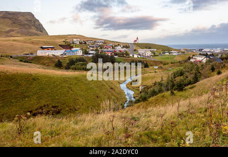 Vik, Island mit Blick auf das Meer im südlichen Teil der Insel. Stockfoto