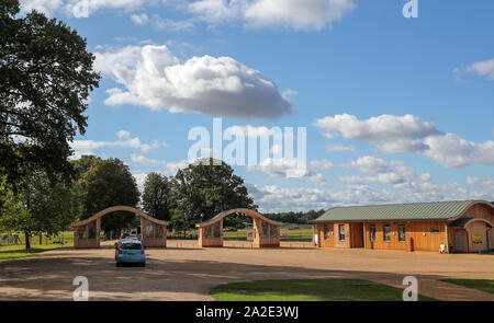 Eine allgemeine Ansicht der Haupteingang an der Woburn Safari Park in Bedfordshire. PA-Foto. Bild Datum: Mittwoch, 2. Oktober 2019. Photo Credit: Steve Parsons/PA-Kabel Stockfoto