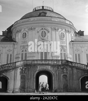 Schloss Solitude bei Stuttgart, Deutschland 1930er Jahre. Schloss Solitude bei Stuttgart, Deutschland 1930. Stockfoto