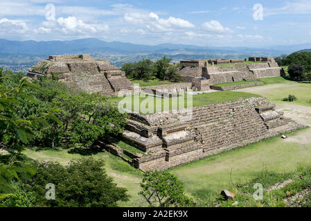 Panoramablick auf Monte Alban, der antiken Stadt Zapotecs. Oaxaca, Mexiko Stockfoto