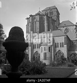 Hohe Domkirche St. Peter Sterben in Trier, Deutschland 1930er Jahre. Der Dom St. Peter in Trier, Deutschland 1930. Stockfoto